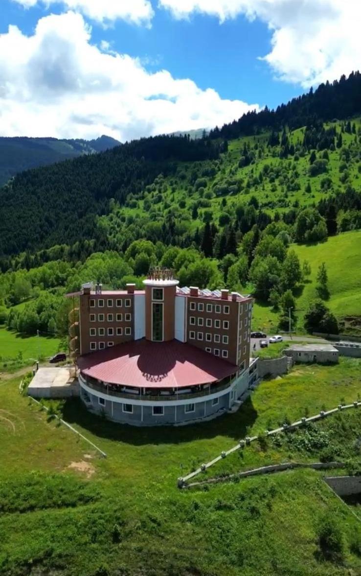 Black Forest Hotel Savsat Esterno foto