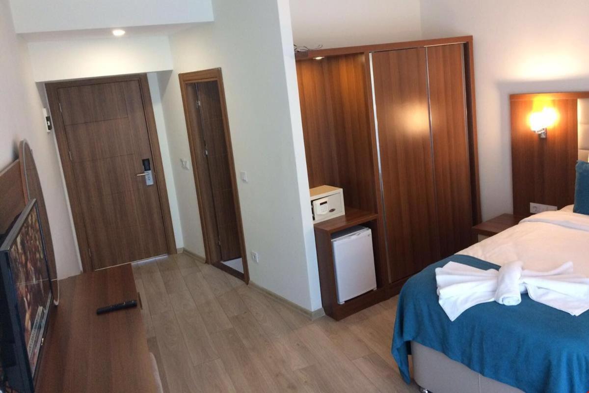 Black Forest Hotel Savsat Esterno foto